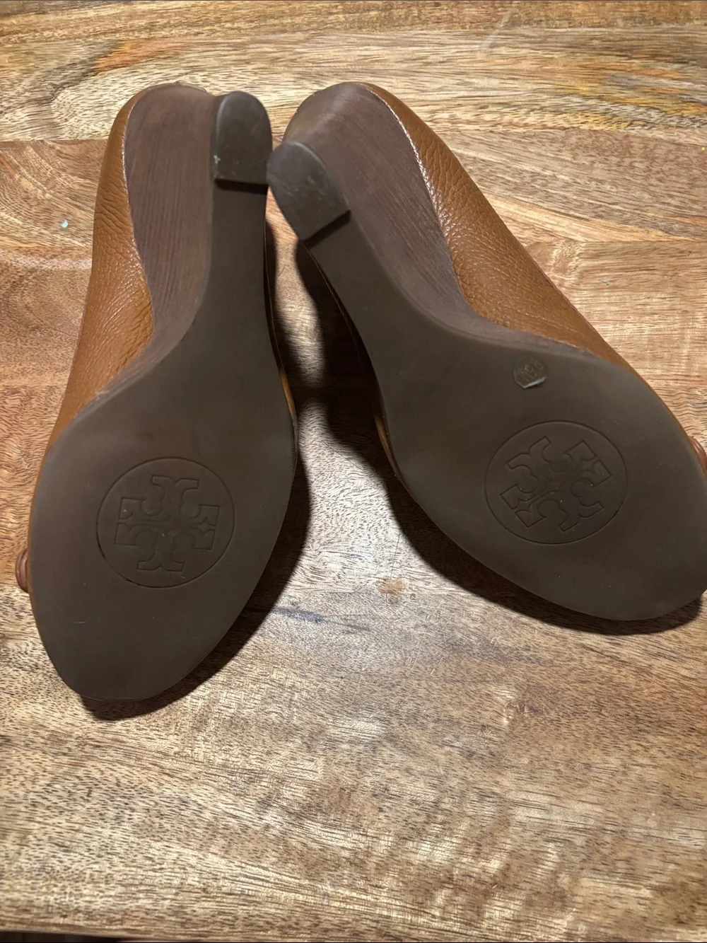 Tory Burch Leticia Wedges Sz 9.5